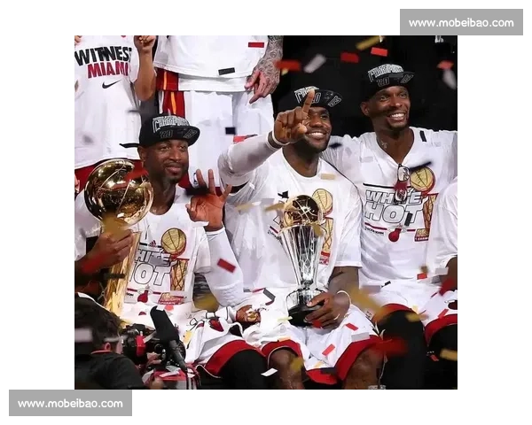 热火逆袭马刺总决赛第六场决胜时刻詹姆斯与韦德携手书写传奇