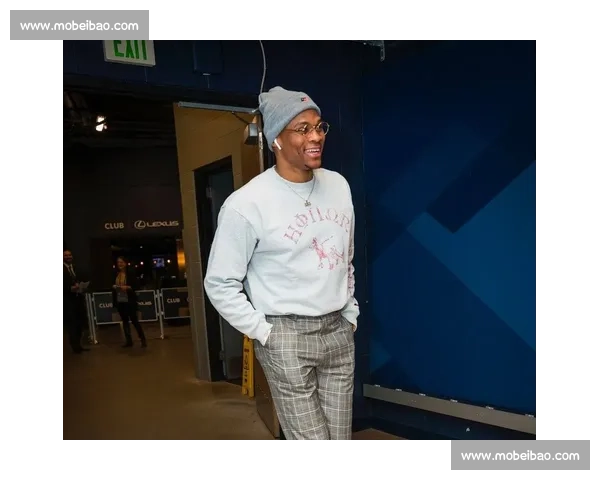 雷霆勇士第三场激战升级年轻核心对决引爆系列赛走向西部焦点之夜