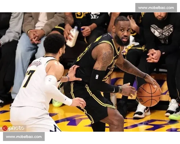 西部决赛湖人对决掘金全场录像回顾关键攻防与胜负走势解析深度复盘