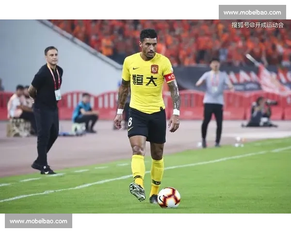 苏宁球迷与恒大球迷正面对决背后的情感恩怨与城市荣耀之争