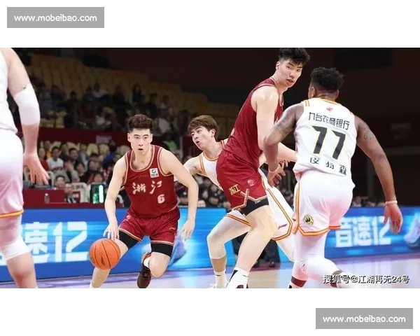 CBA焦点战山东男篮迎战浙江强队赛季走向关键一役攻防博弈胜负悬念